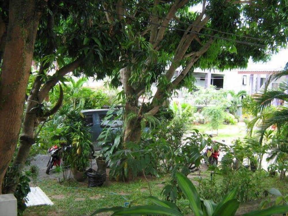 surroundings