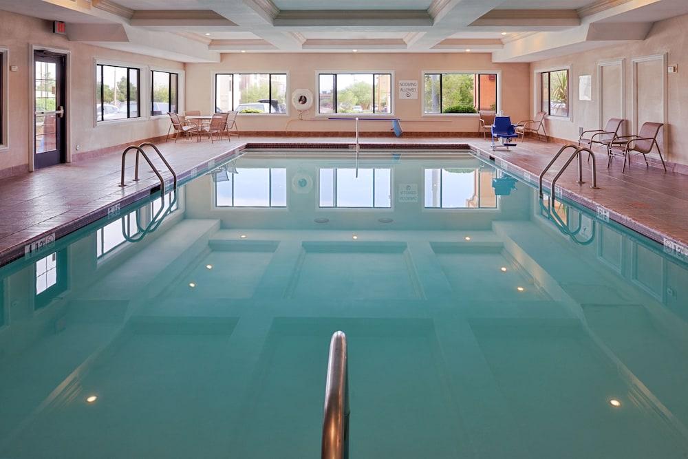 swimming pool spa