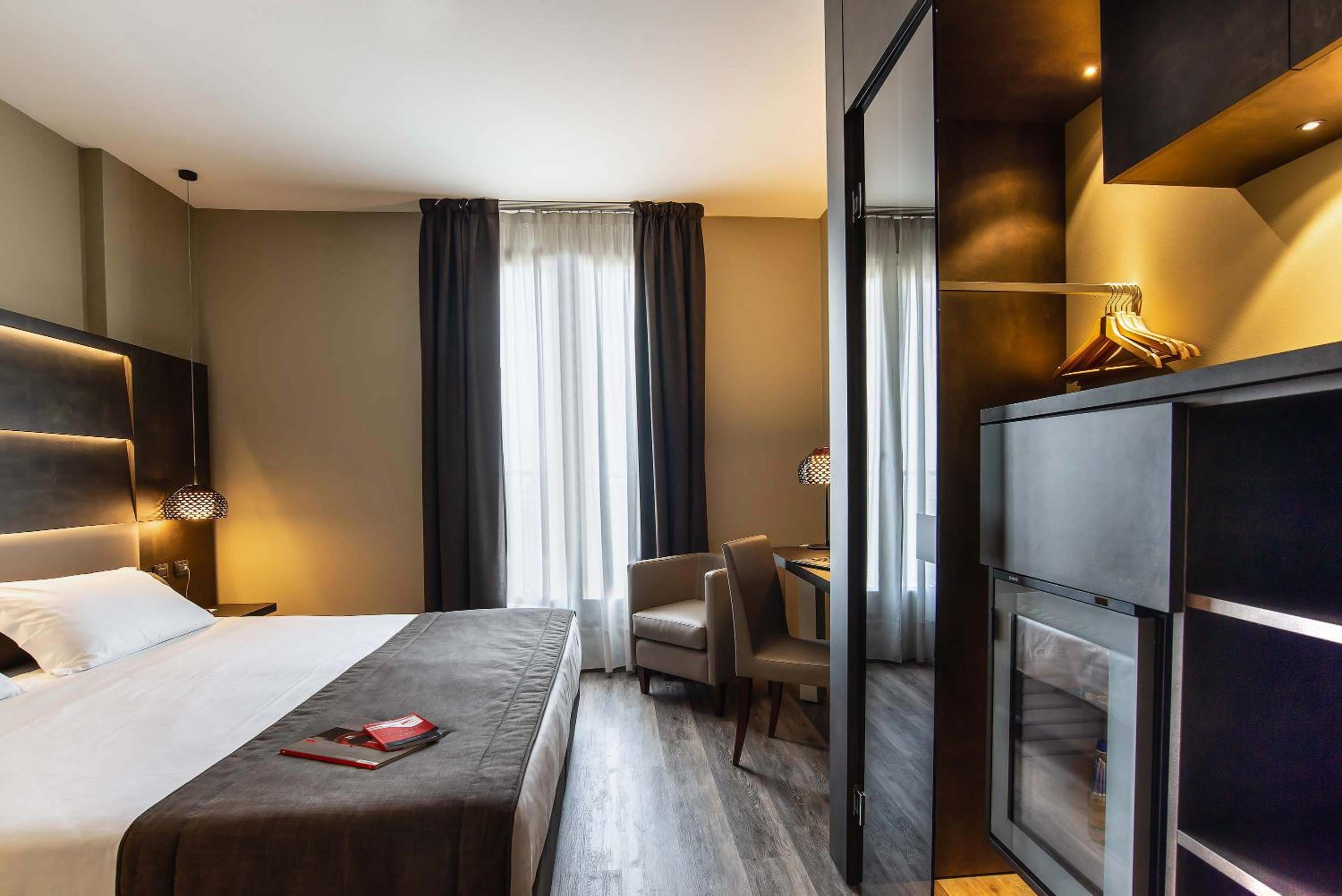 rooms