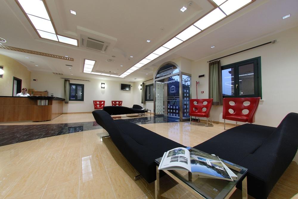 lobby