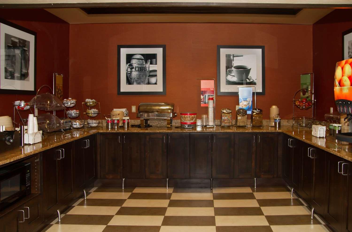 restaurant cafeteria