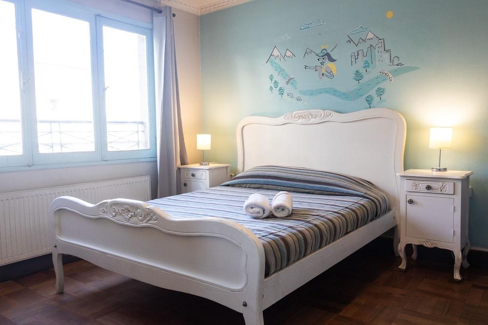 rooms