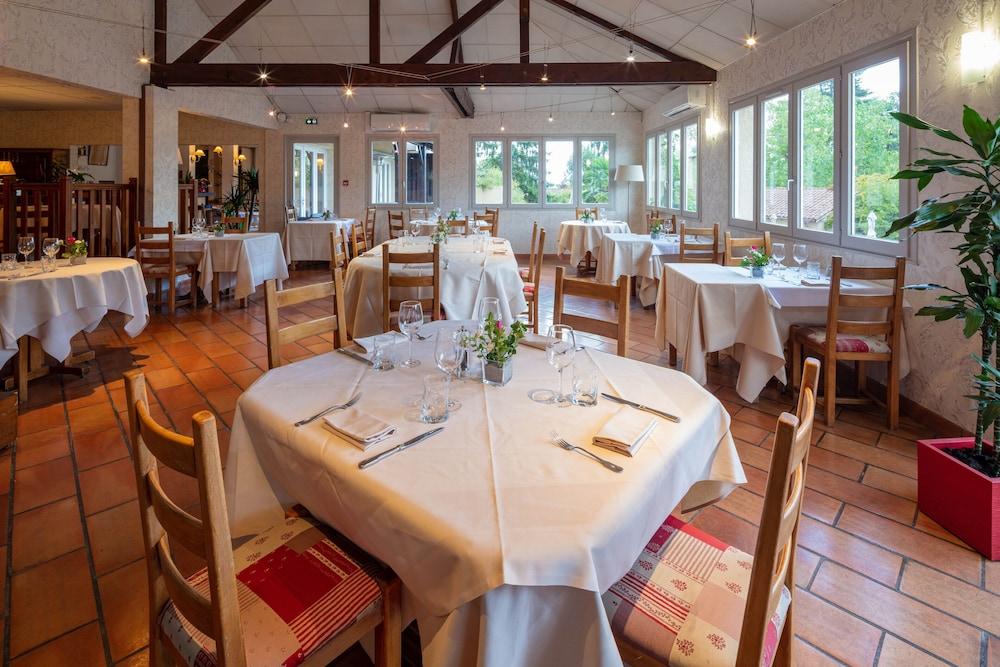 restaurant-cafeteria