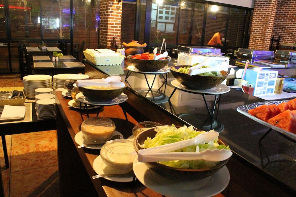 restaurant-cafeteria