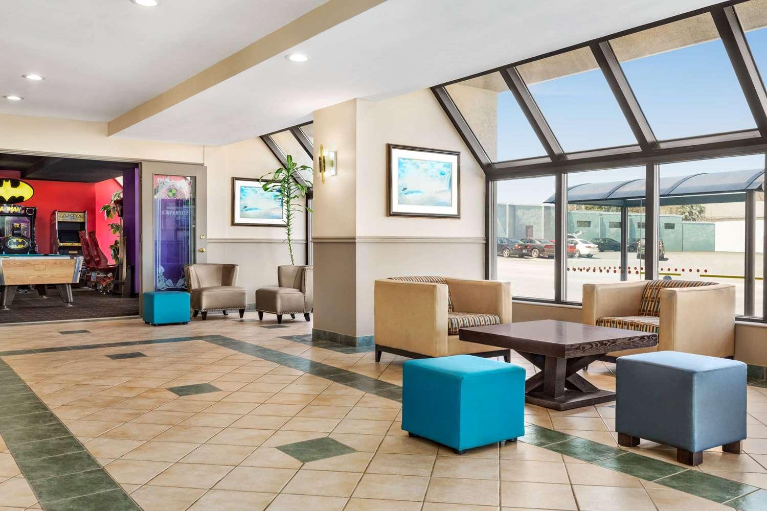 lounge