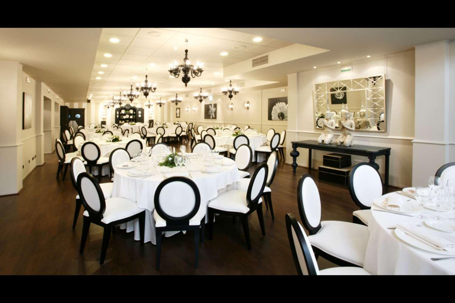 restaurant cafeteria