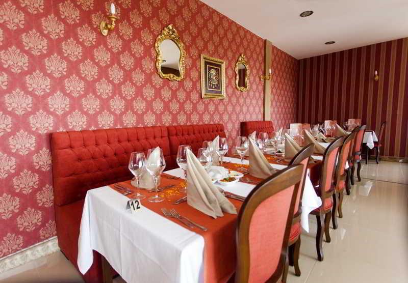 restaurant cafeteria