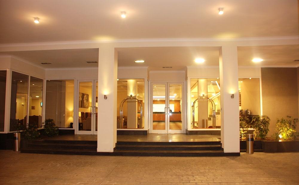 lobby
