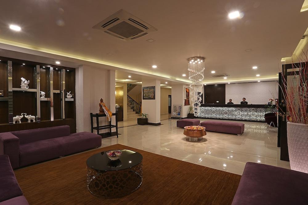 lobby