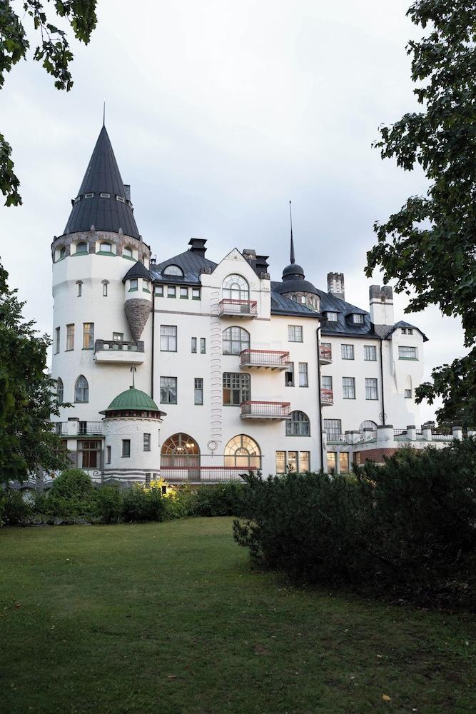 surroundings