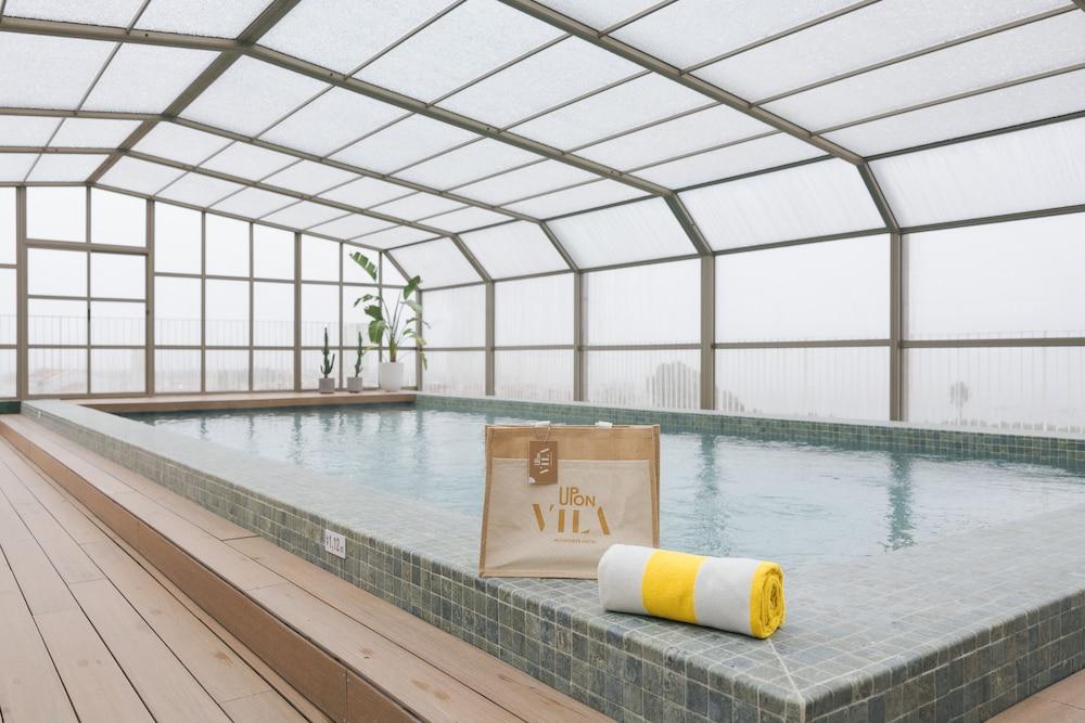 swimming pool spa