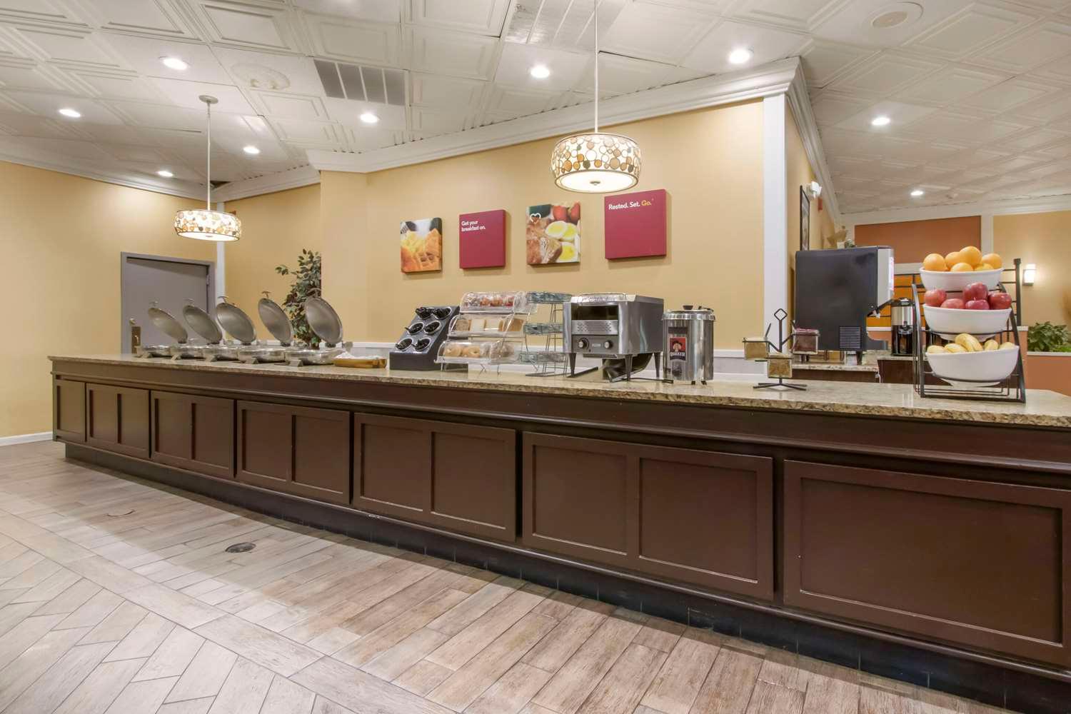 restaurant cafeteria