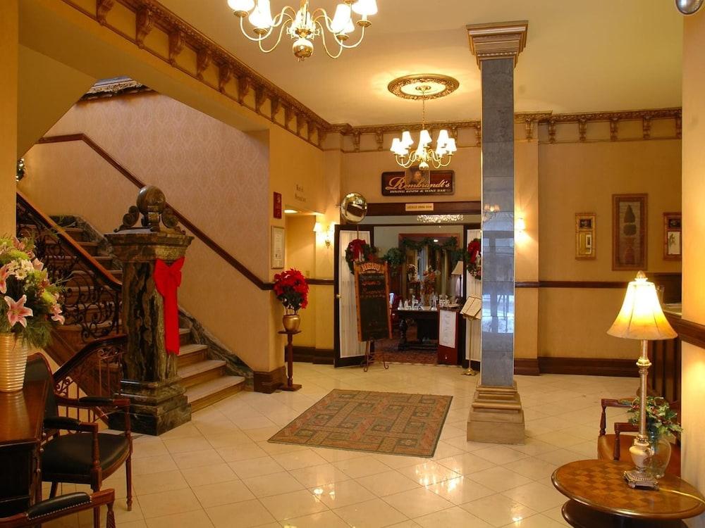 lobby