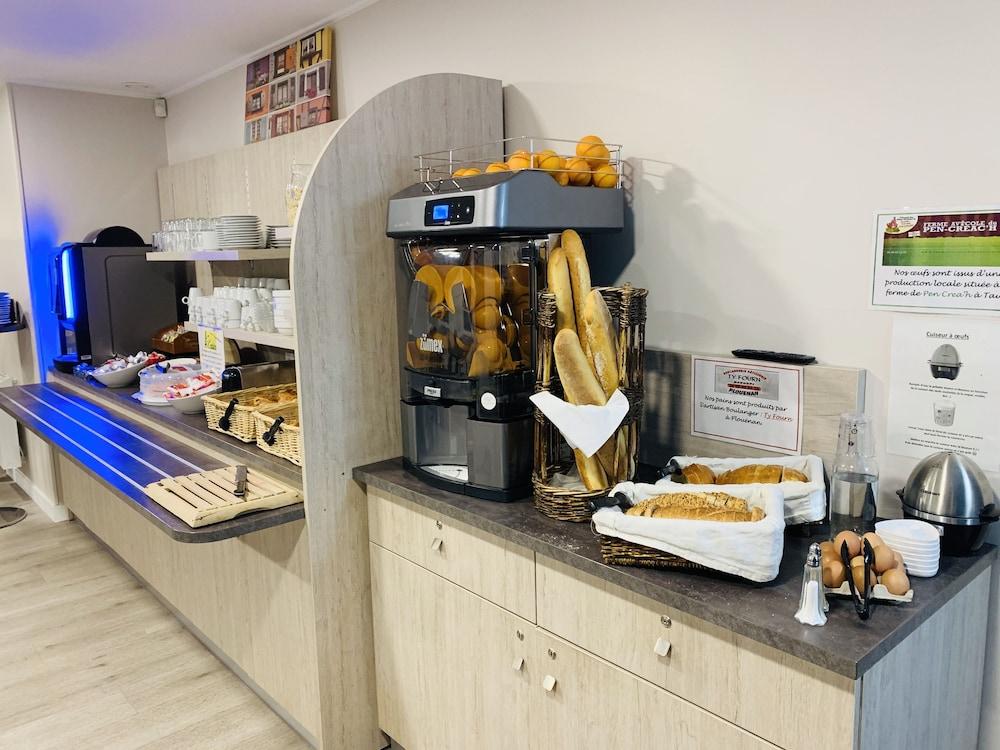 restaurant-cafeteria