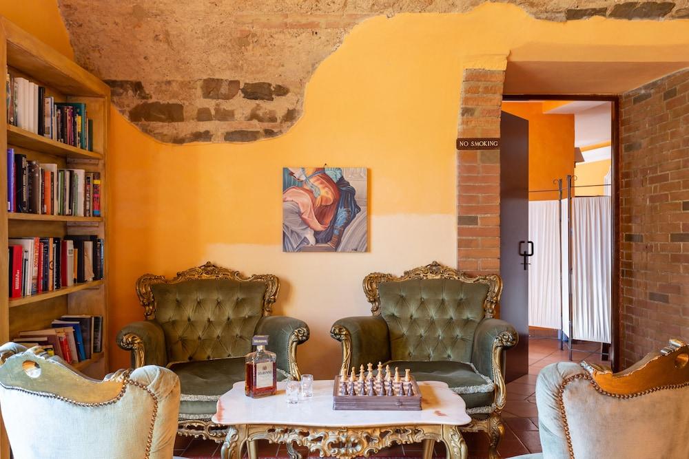 lounge