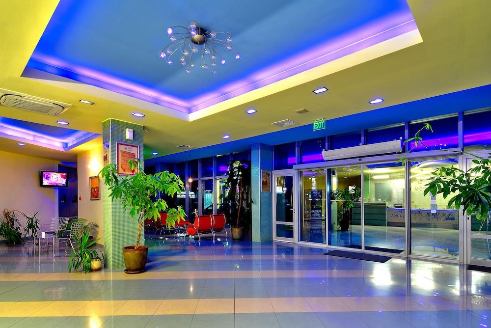 lobby