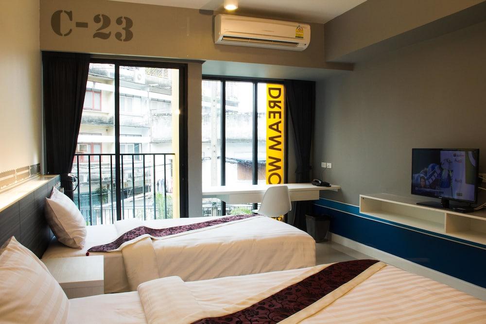 rooms