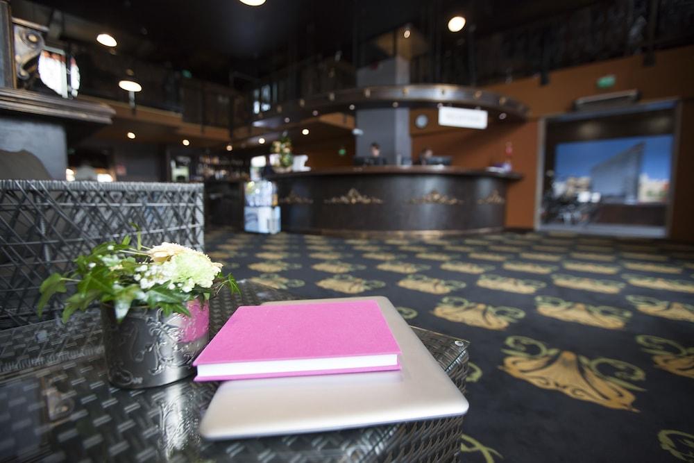 lobby