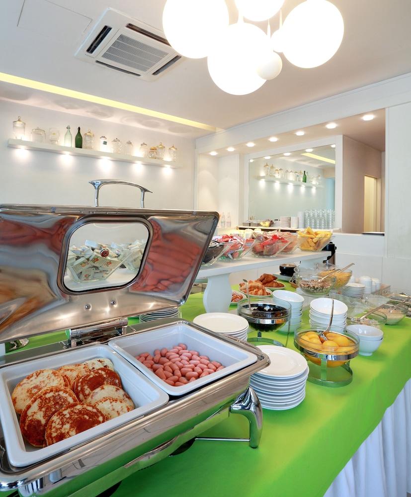 restaurant-cafeteria