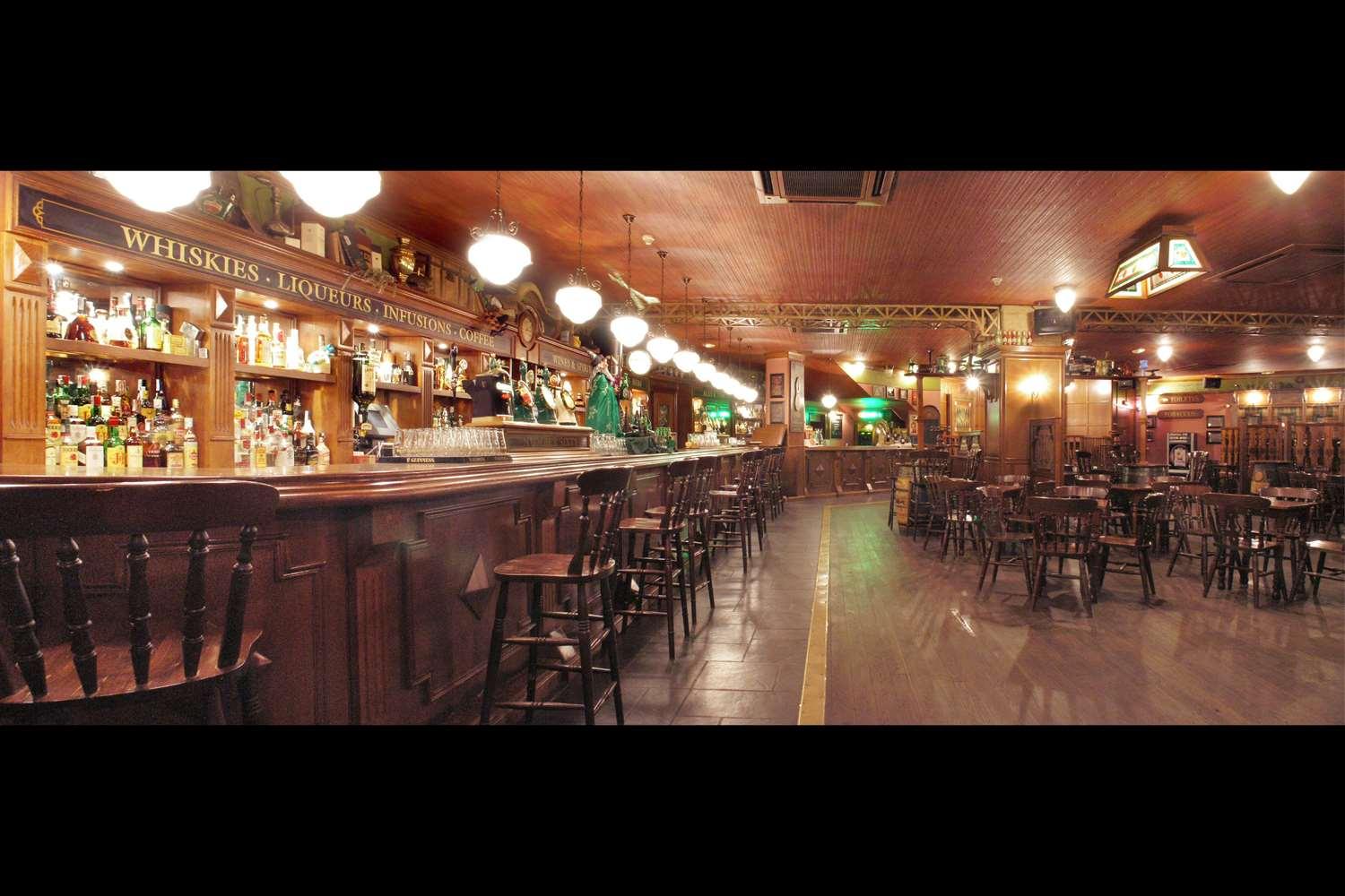 restaurant cafeteria
