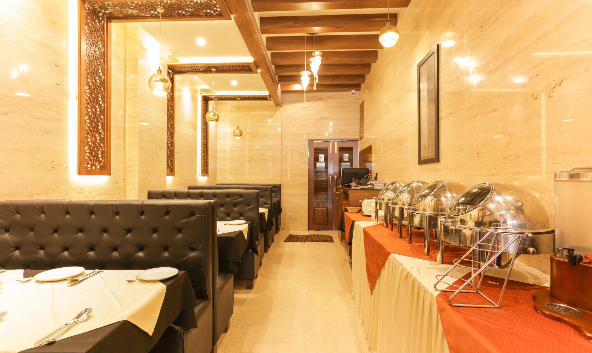 restaurant cafeteria