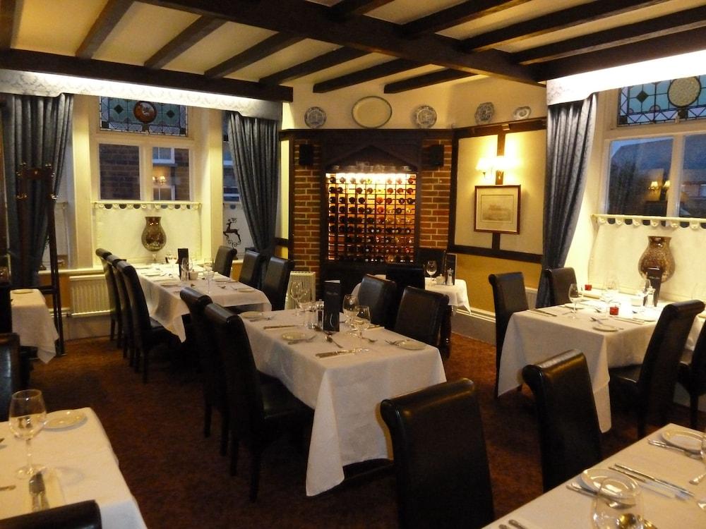 restaurant-cafeteria