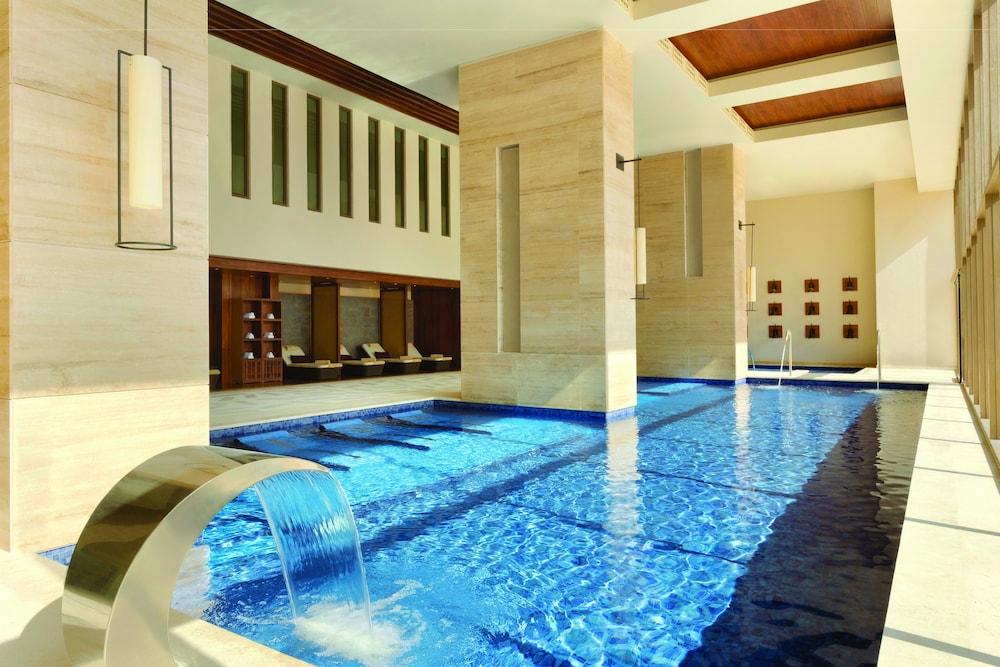 swimming pool spa