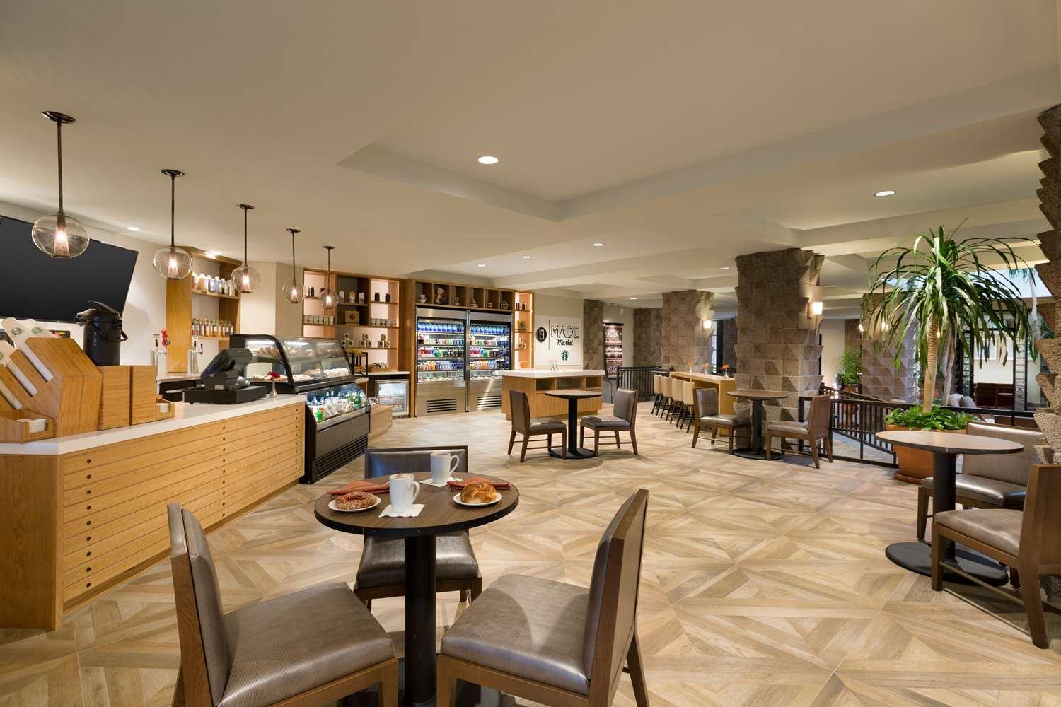 restaurant cafeteria