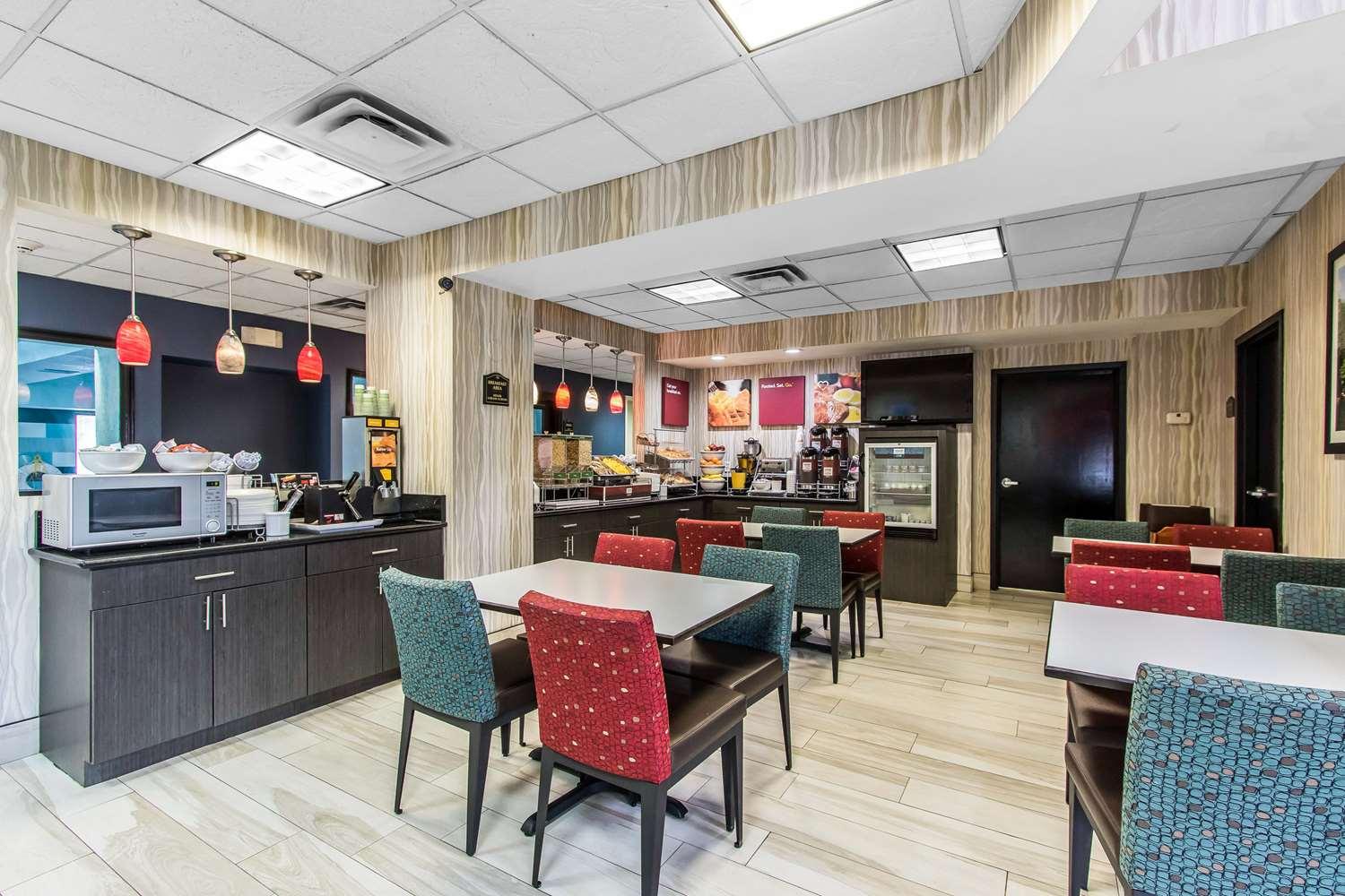 restaurant cafeteria
