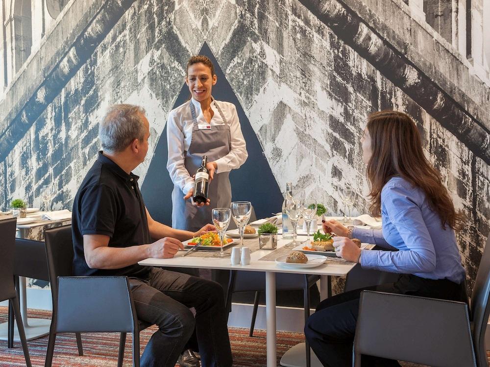 restaurant-cafeteria