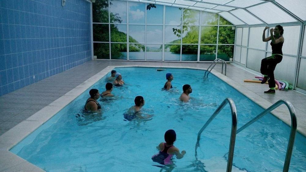 swimming pool spa