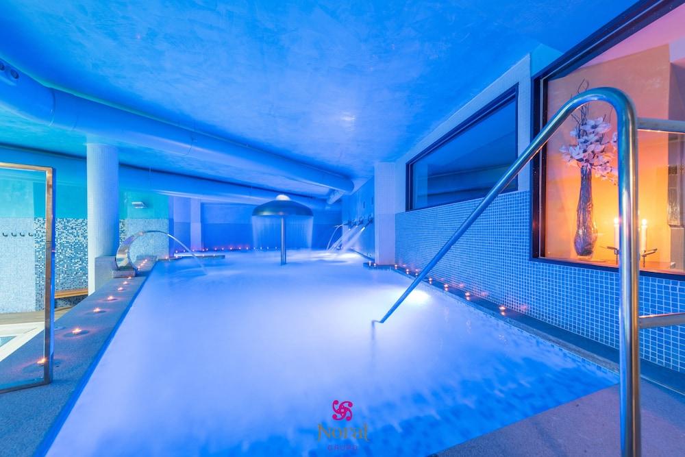 swimming pool spa