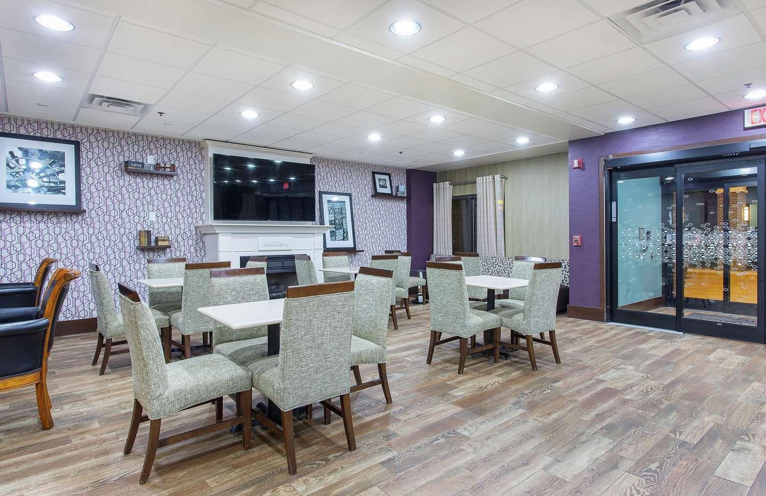restaurant cafeteria