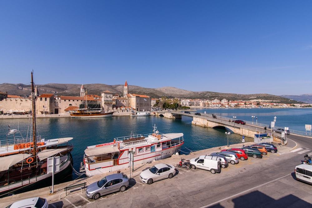 surroundings