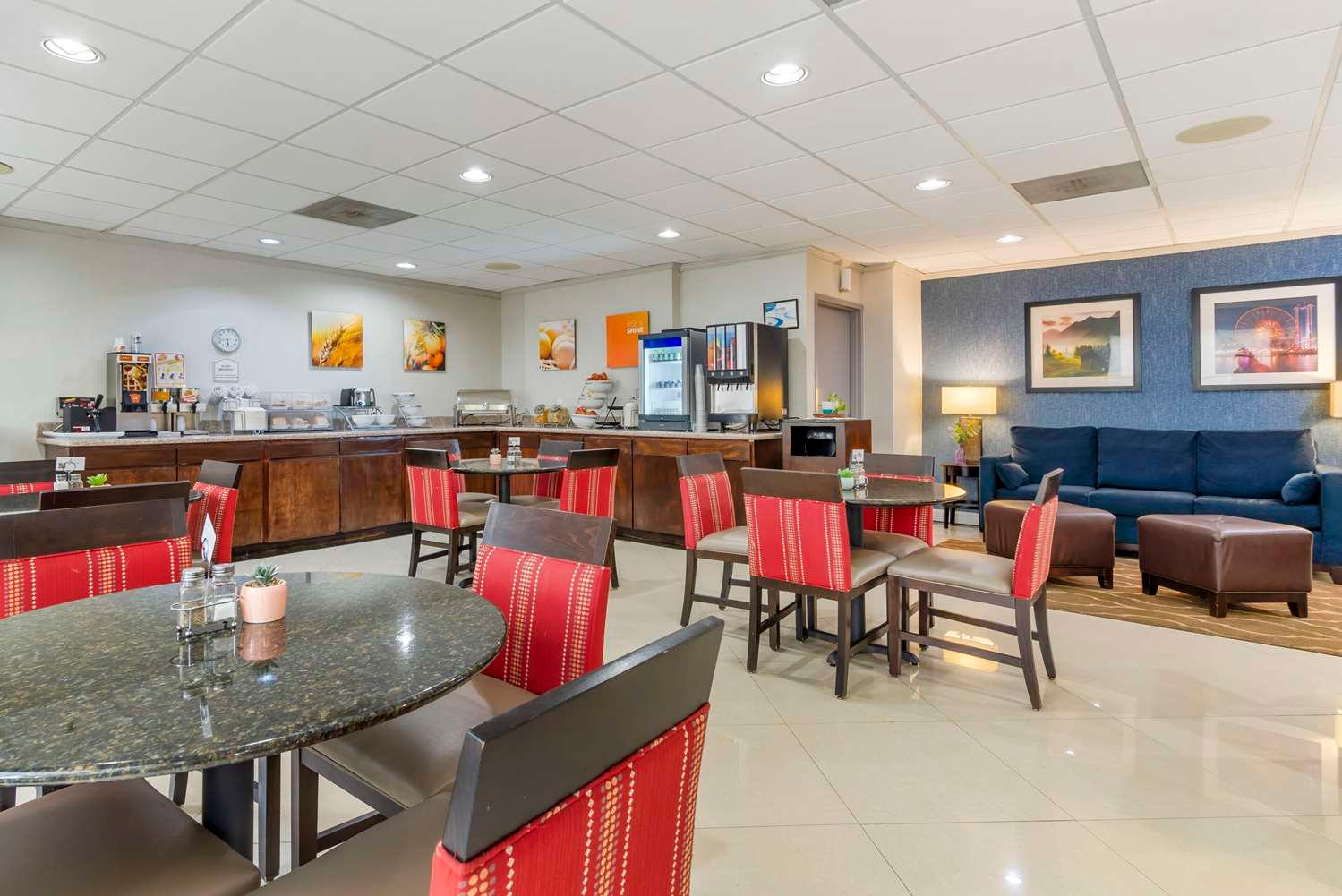 restaurant cafeteria