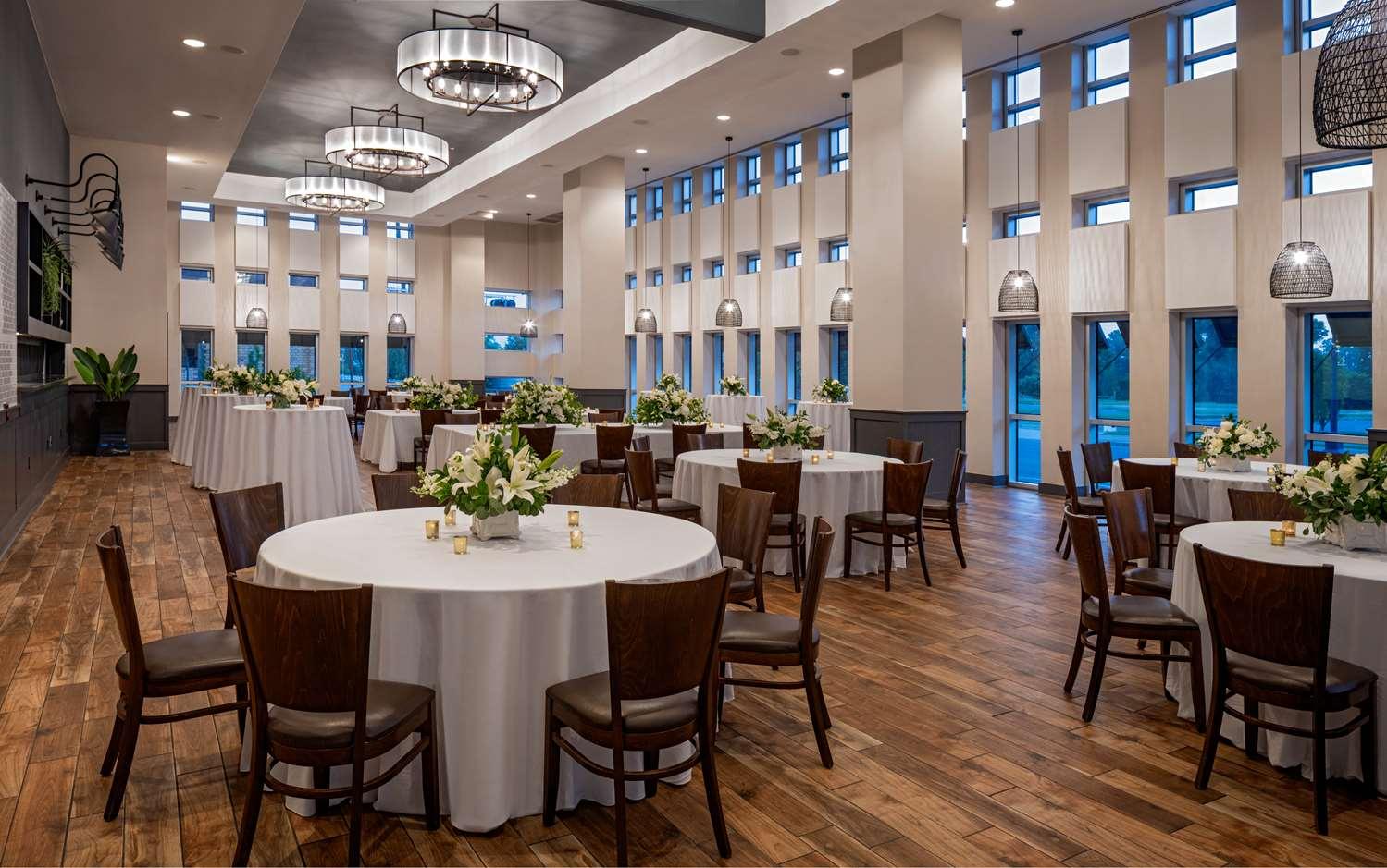 restaurant cafeteria