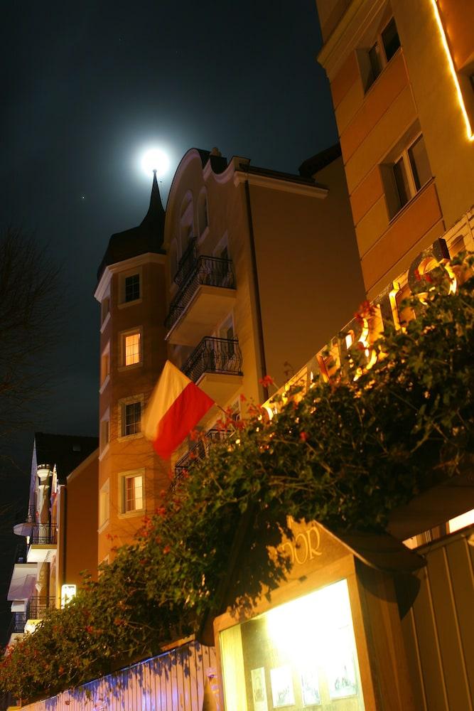 hotel