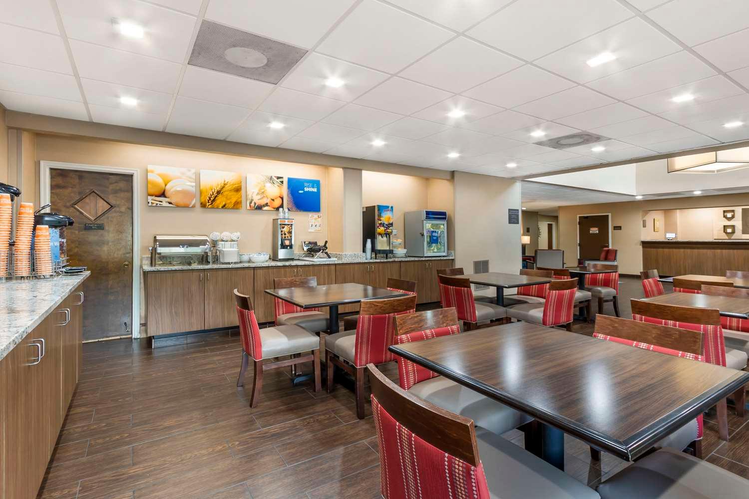 restaurant cafeteria
