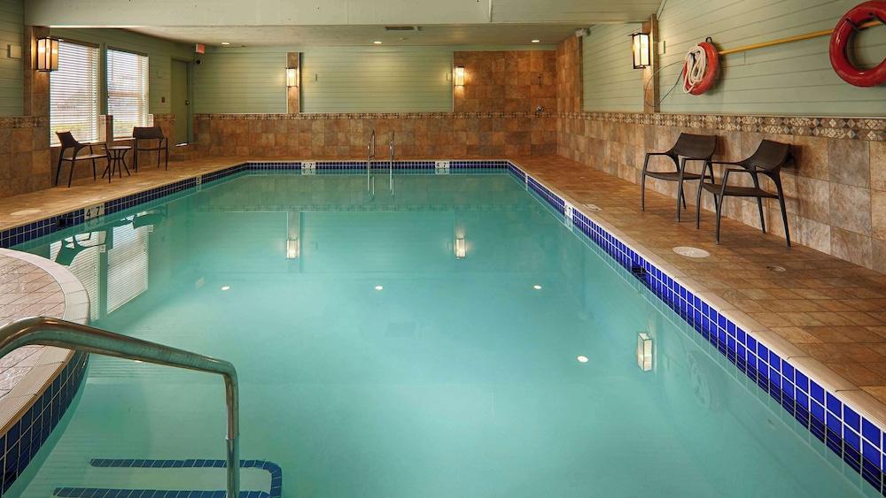 swimming pool spa