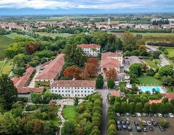 surroundings