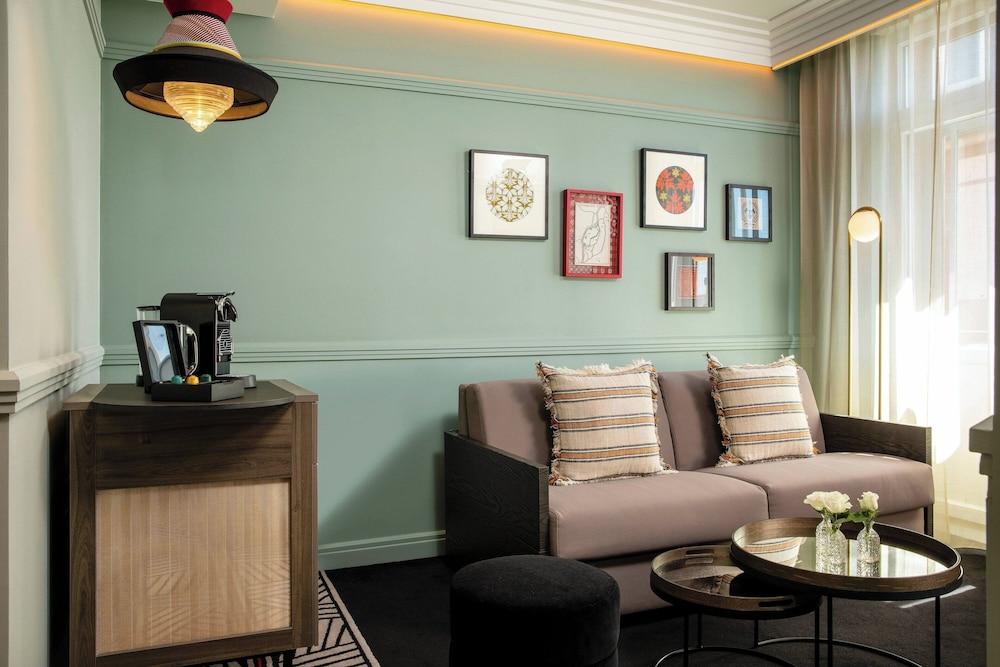 lounge