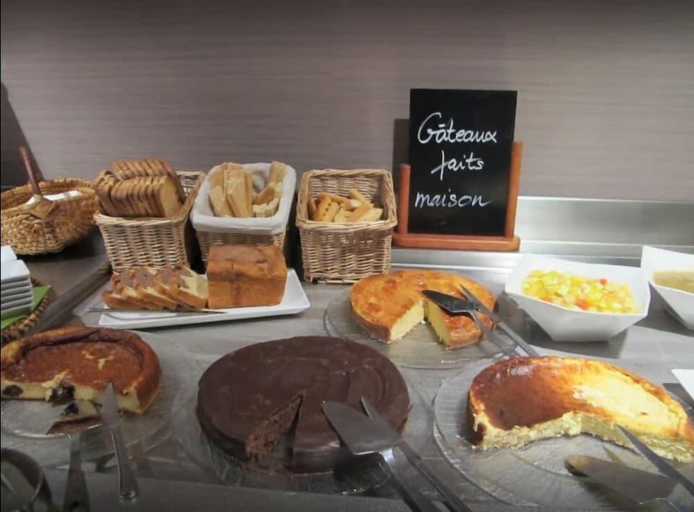 restaurant-cafeteria