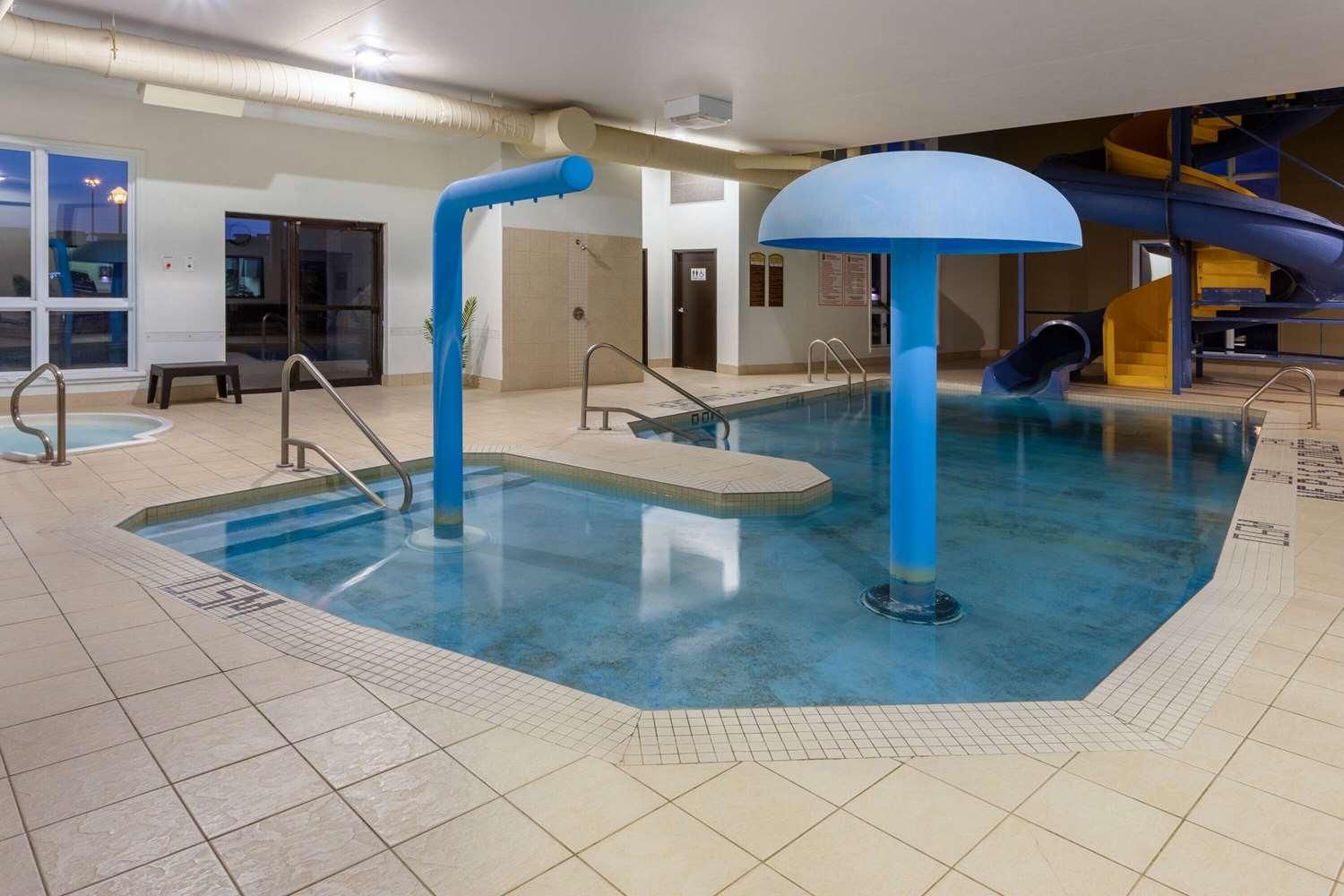 swimming pool spa