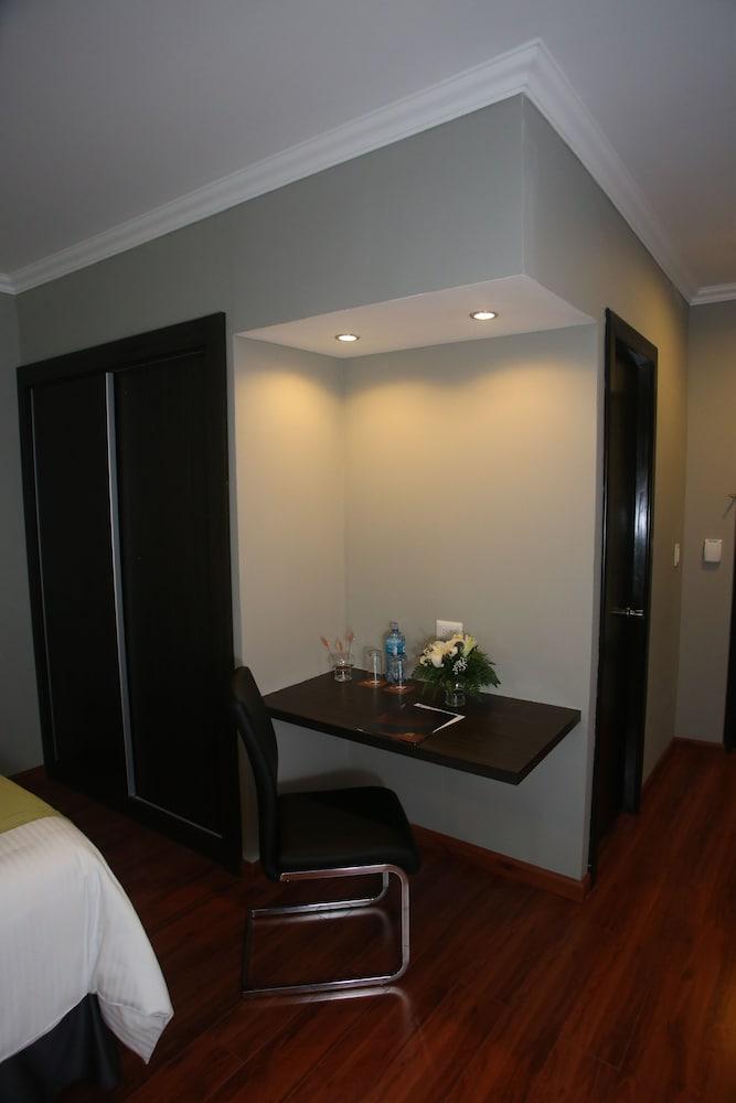 swimming pool spa
