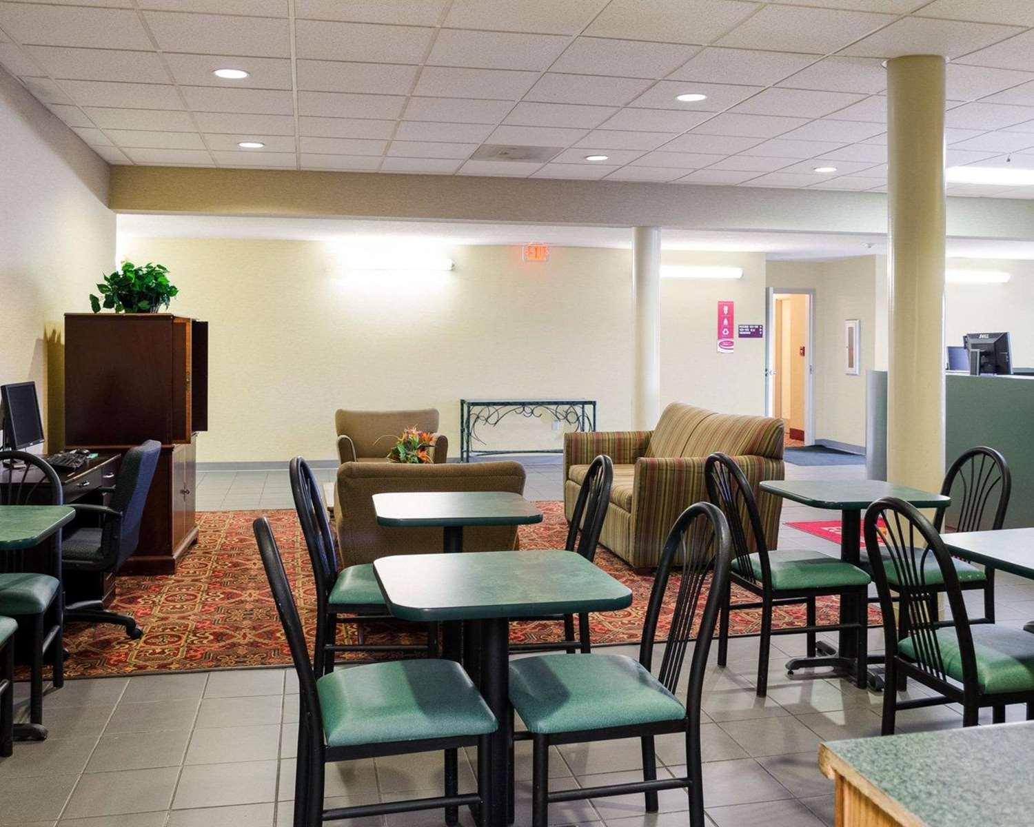 restaurant cafeteria
