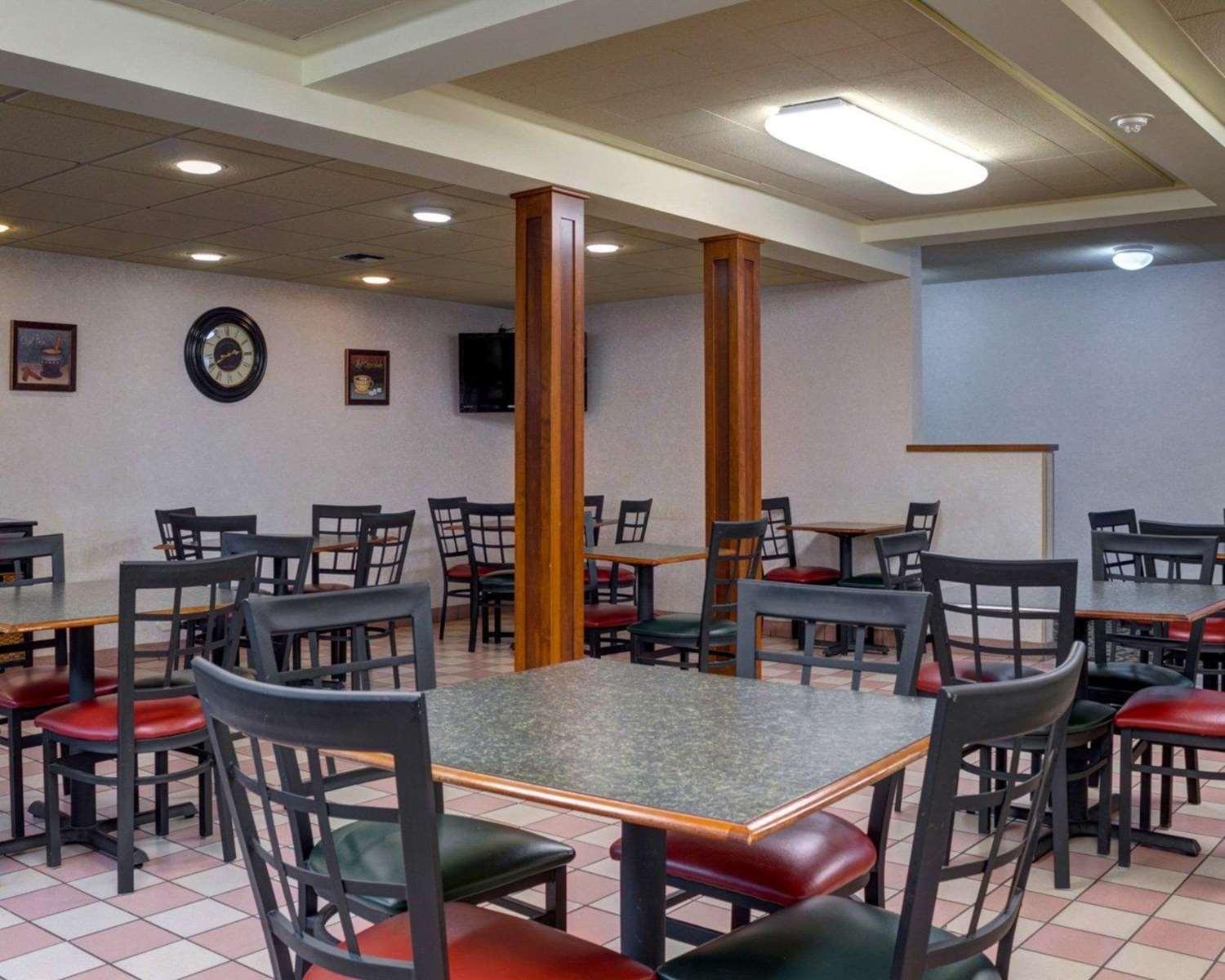 restaurant cafeteria