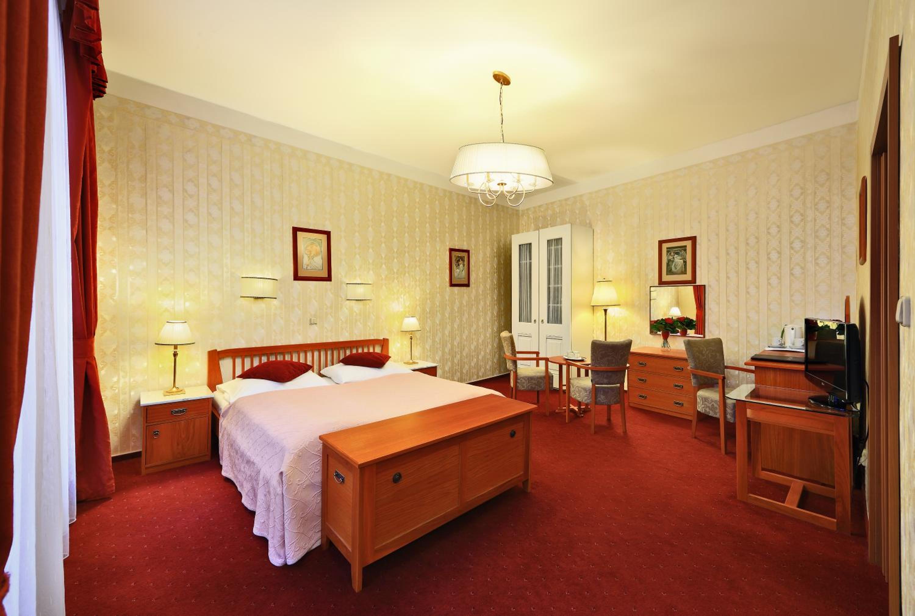 rooms