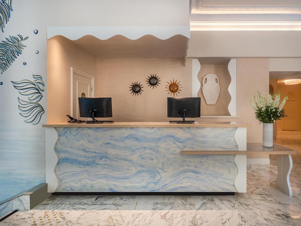 lobby
