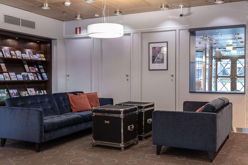 lounge