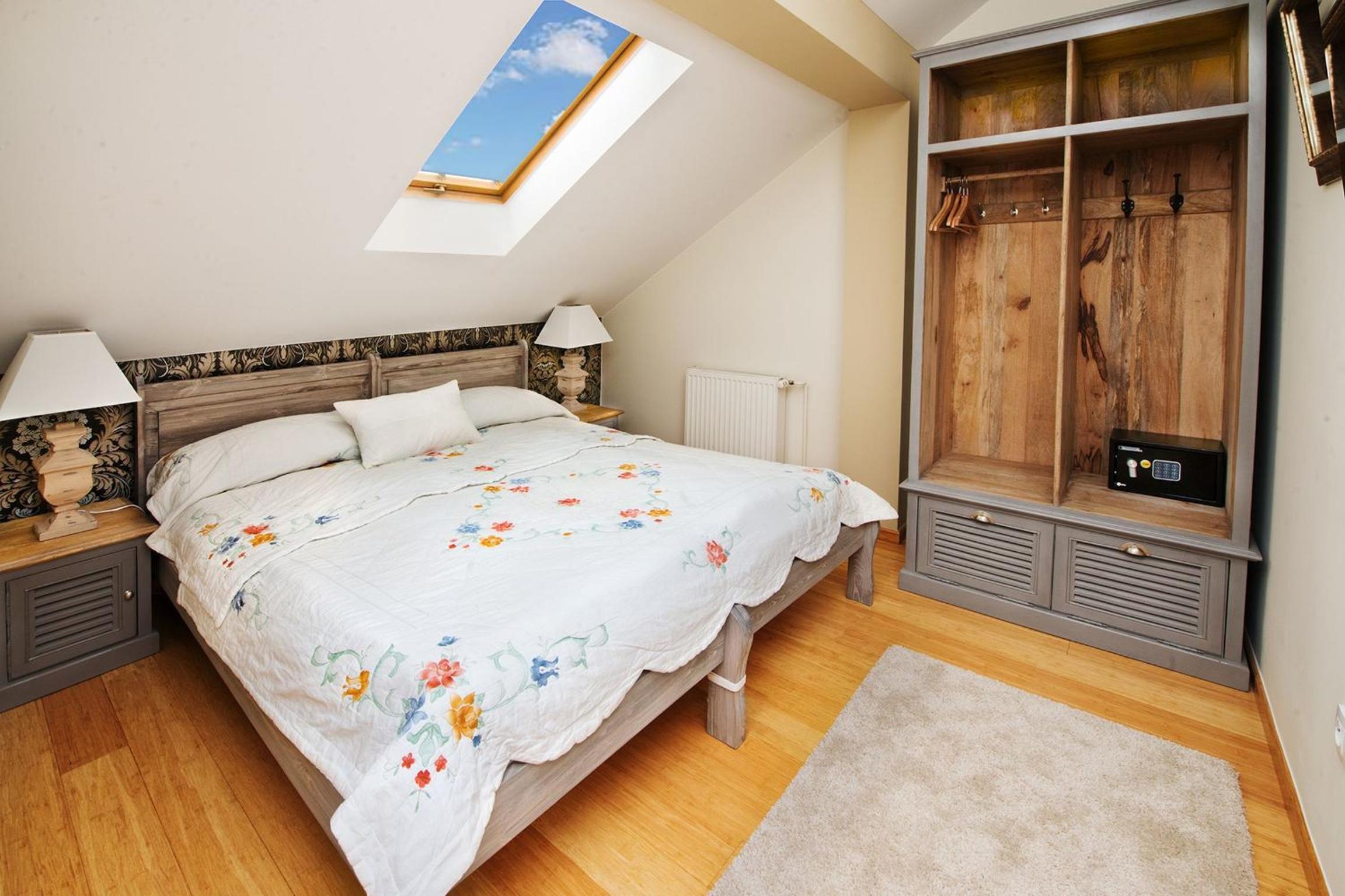 rooms